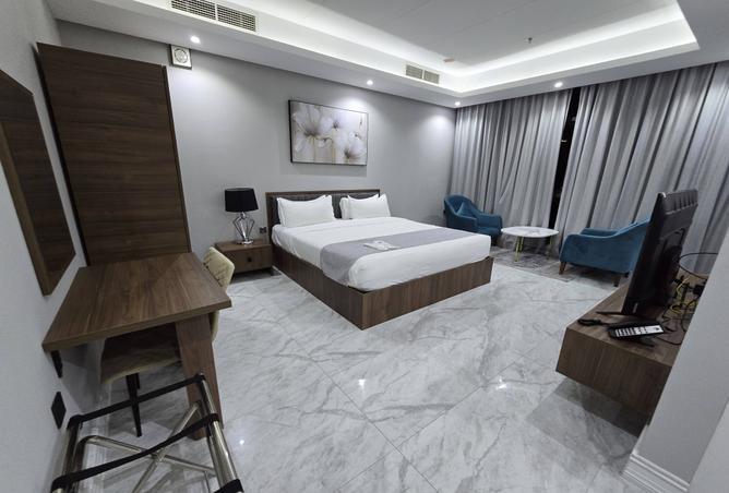 967009 - Property Image 2