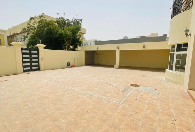 968806 - Property Image 2