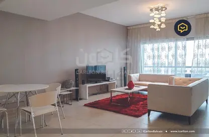 Living / Dining Room image for: Apartment - 1 Bedroom - 2 Bathrooms for sale in The Lagoon - Amwaj Islands - Muharraq Governorate, Image 1
