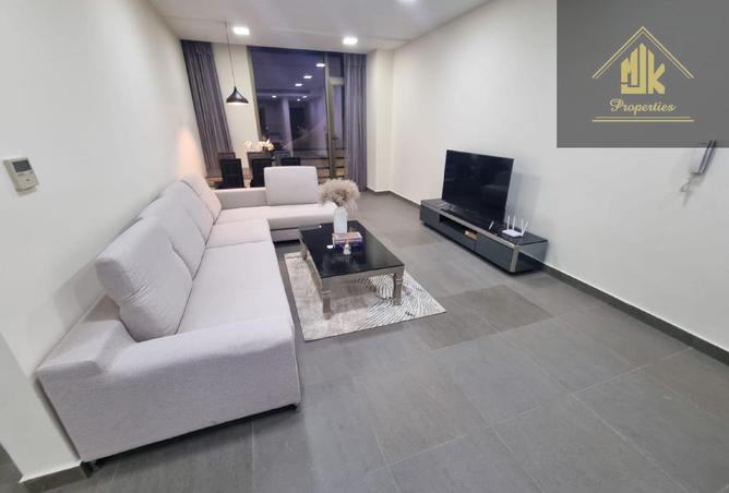 985314 - Property Image 3