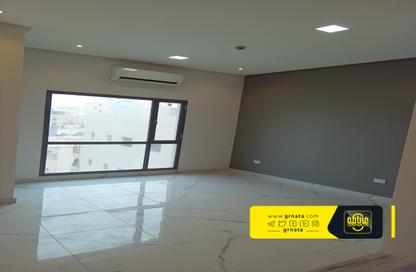 Apartment - 2 Bedrooms - 2 Bathrooms for rent in Adliya - Manama - Capital Governorate