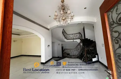 Villa - 5 Bedrooms - 5 Bathrooms for sale in Mahooz - Manama - Capital Governorate