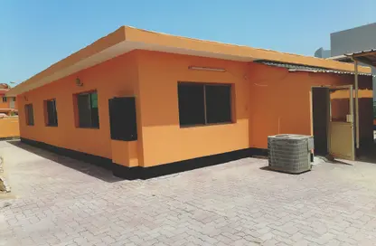 فيلا - 3 غرف نوم - 3 حمامات للايجار في سند - المحافظة الوسطى