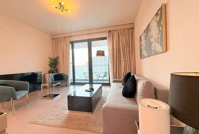 960842 - Property Image 2