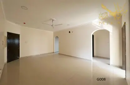 شقة - 2 غرف نوم - 2 حمامات للايجار في قلالي - المحرق