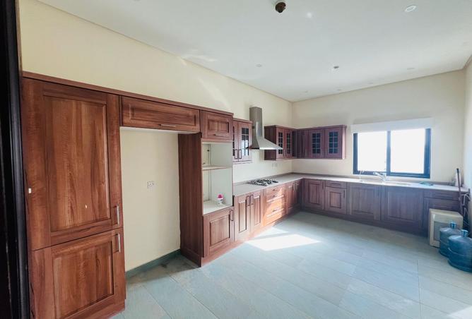 960344 - Property Image 2