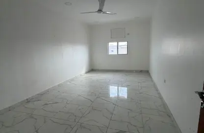 Apartment - 2 Bedrooms - 2 Bathrooms for rent in Diraz - Northern Governorate
