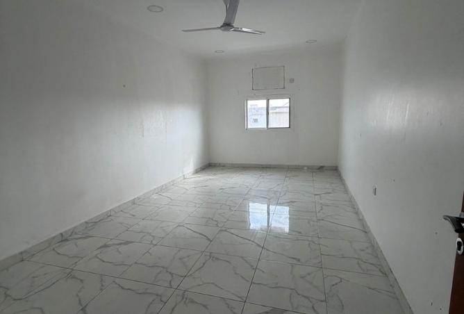 984108 - Property Main Image