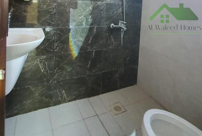 978819 - Property Image 2