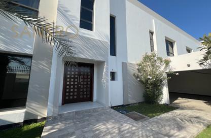 Villa - 4 Bedrooms - 5 Bathrooms for rent in Saar - Northern Governorate