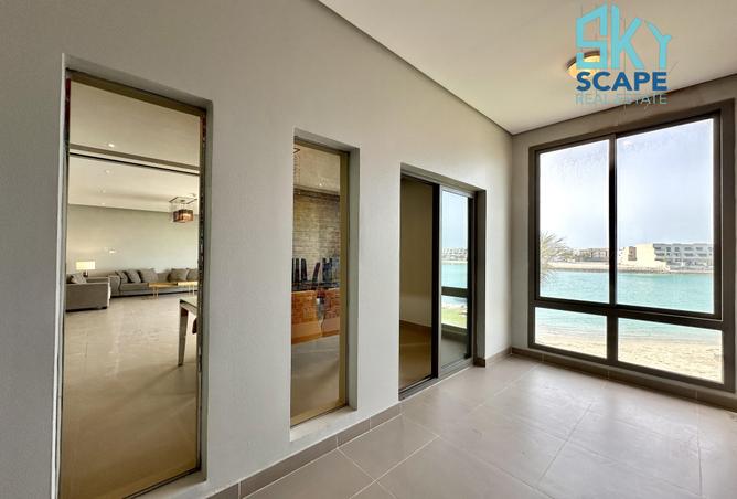 975422 - Property Image 2