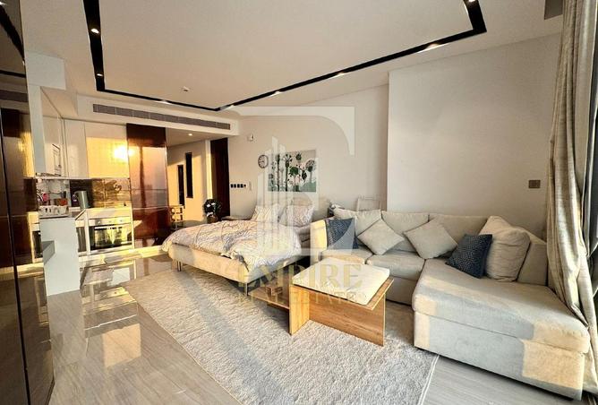 960345 - Property Image 2