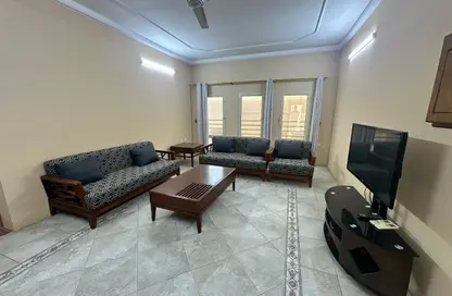 شقة - 3 غرف نوم - 3 حمامات للايجار في العدلية - المنامة - محافظة العاصمة