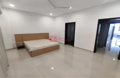 Apartment - 2 Bedrooms - 3 Bathrooms for rent in Zinj - Manama - Capital Governorate