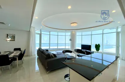 Apartment - 2 Bedrooms - 4 Bathrooms for rent in Al Juffair - Capital Governorate