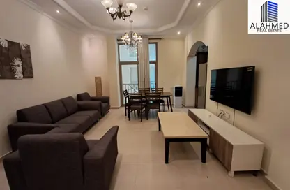 Apartment - 2 Bedrooms - 2 Bathrooms for rent in Al Burhama - Manama - Capital Governorate