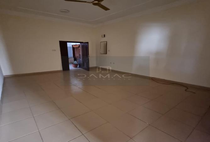 963564 - Property Image 3