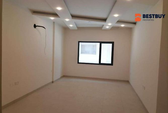 954986 - Property Main Image