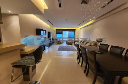 Apartment - 2 Bedrooms - 3 Bathrooms for rent in Reef Island - Capital Governorate