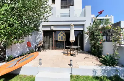 فيلا - 4 غرف نوم - 6 حمامات للبيع في النجمه - أمواج - المحرق فيلا - 4 غرف نوم - 6 حمامات للبيع في النجمه - أمواج - المحرق