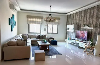 Living Room image for: Apartment - 3 Bedrooms - 3 Bathrooms for sale in Karbabad - Manama - Capital Governorate, Image 1