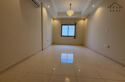 Apartment - 2 Bedrooms - 2 Bathrooms for rent in Hidd - Muharraq Governorate