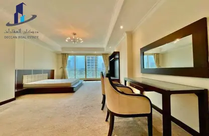 Apartment - 3 Bedrooms - 3 Bathrooms for rent in Al Juffair - Capital Governorate