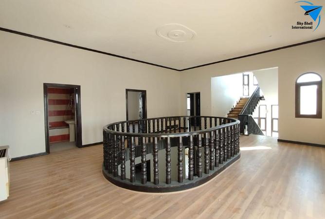 976908 - Property Image 3