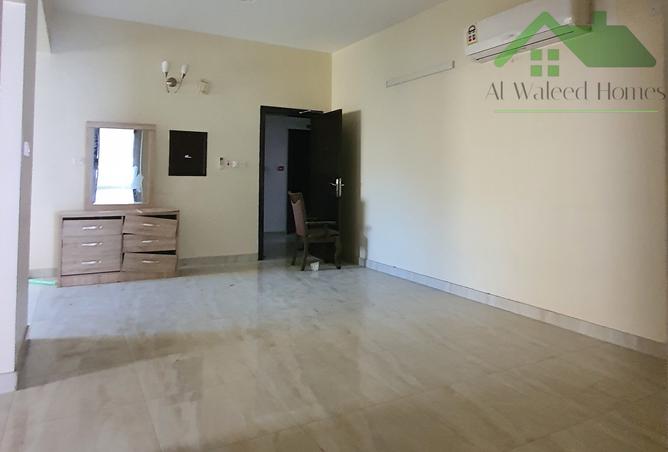 931377 - Property Image 3