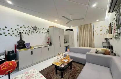 Apartment - Studio - 1 Bathroom for rent in Riffa Al Sharqi - Riffa - Southern Governorate