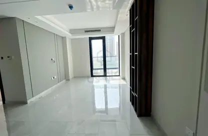 Empty Room image for: Apartment - 1 Bedroom - 1 Bathroom for sale in The Lagoon - Amwaj Islands - Muharraq Governorate, Image 1