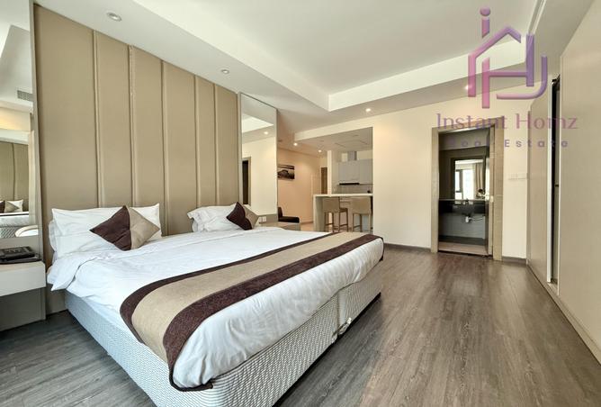 953561 - Property Image 2