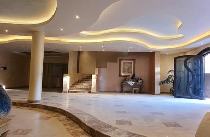Villa - 6 Bedrooms - 7 Bathrooms for rent in Arad - Muharraq Governorate