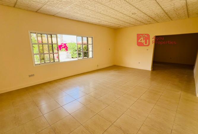 980136 - Property Image 3