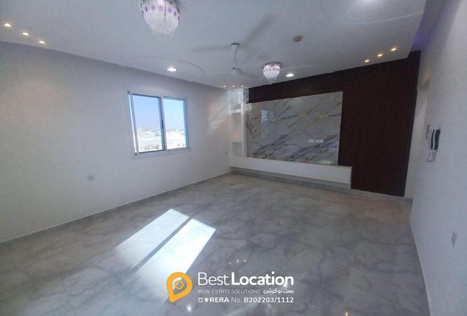 965251 - Property Image 2