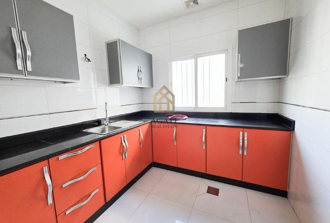 988785 - Property Image 3