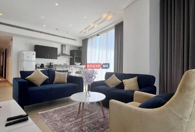 982556 - Property Image 2