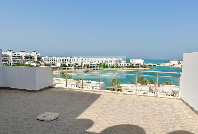 977806 - Property Image 2