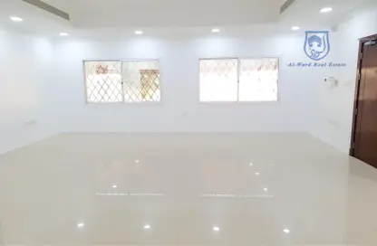 Apartment - 4 Bedrooms - 5 Bathrooms for rent in Galali - Muharraq Governorate