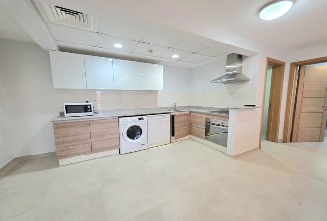 955849 - Property Image 3