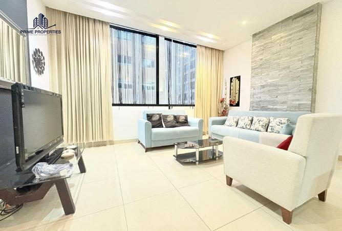 988445 - Property Image 3