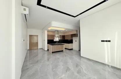 Apartment - 2 Bedrooms - 2 Bathrooms for rent in Segaya - Manama - Capital Governorate