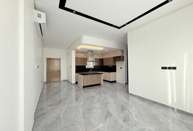 982933 - Property Main Image