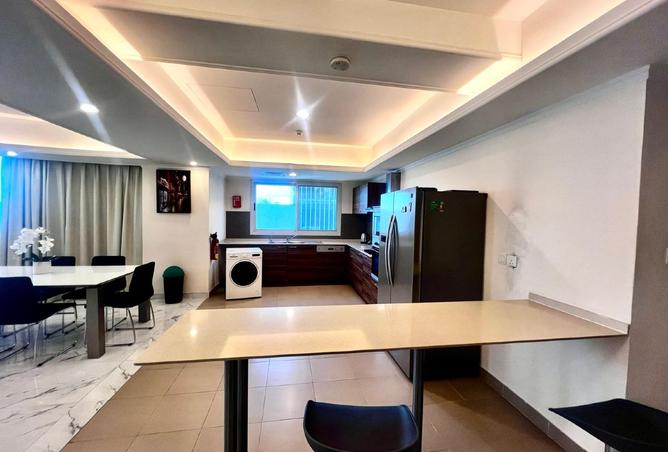 984201 - Property Image 3