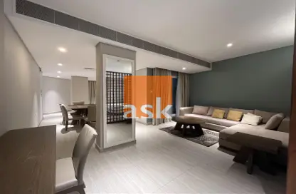 Living / Dining Room image for: Apartment - 1 Bathroom for rent in Amwaj Avenue - Amwaj Islands - Muharraq Governorate, Image 1