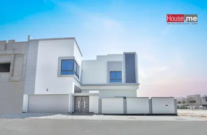 Outdoor House image for: Villa - 4 Bedrooms - 5 Bathrooms for sale in Janabiya - Northern Governorate, Image 1