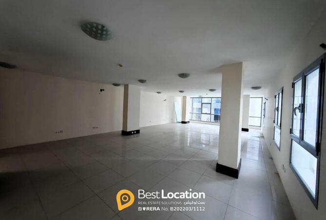 974211 - Property Image 2