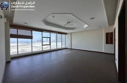 مكتب - استوديو - 3 حمامات للايجار في السيف - محافظة العاصمة