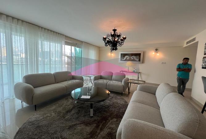 932906 - Property Image 3