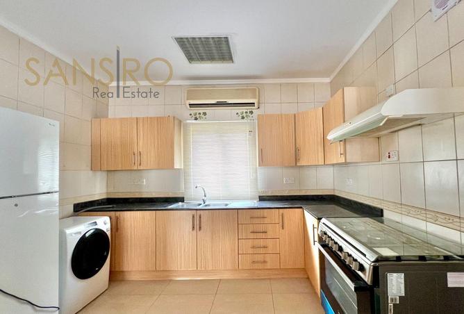 985108 - Property Image 3